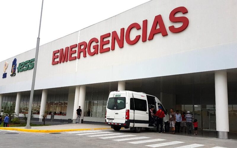 ÁREA DE EMERGENCIA DEL HOSPITAL LOS CEIBOS PRIORIZA LA ATENCIÓN A PERSONAL VULNERABLE