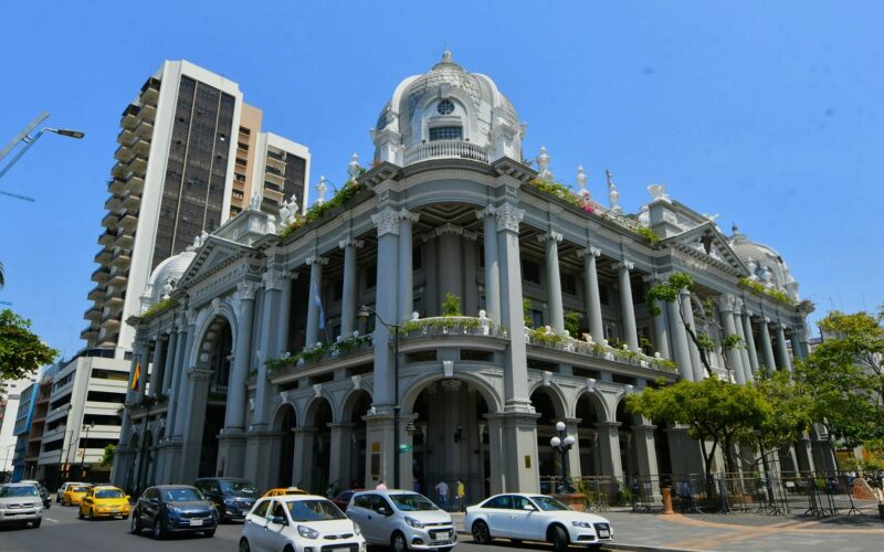 SERCOP SUSPENDE 16 PROCESOS DE CONTRATACIÓN DEL MUNICIPIO DE GUAYAQUIL SIN MOTIVACIÓN TÉCNICA SEGÚN CABILDO