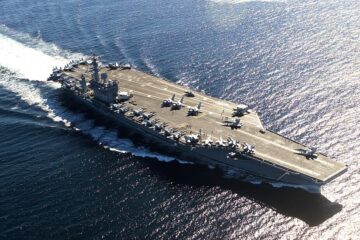 EE.UU. DESPLEGÓ EL PORTAAVIONES USS NIMITZ HACIA ECUADOR PARA EJERCICIOS MILITARES