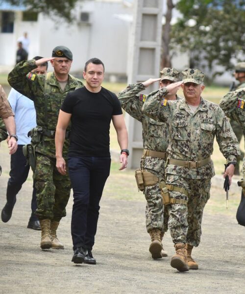 NUEVO TOQUE DE QUEDA DECRETADO POR EL GOBIERNO DE DANIEL NOBOA