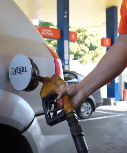 CIERRES TEMPORALES EN GASOLINERAS DEBIDO AL DESABASTECIMIENTO DE ECOPAÍS Y EXTRA