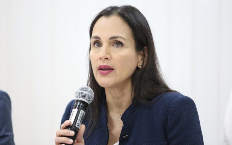 Ministra Manzano 5 Oct